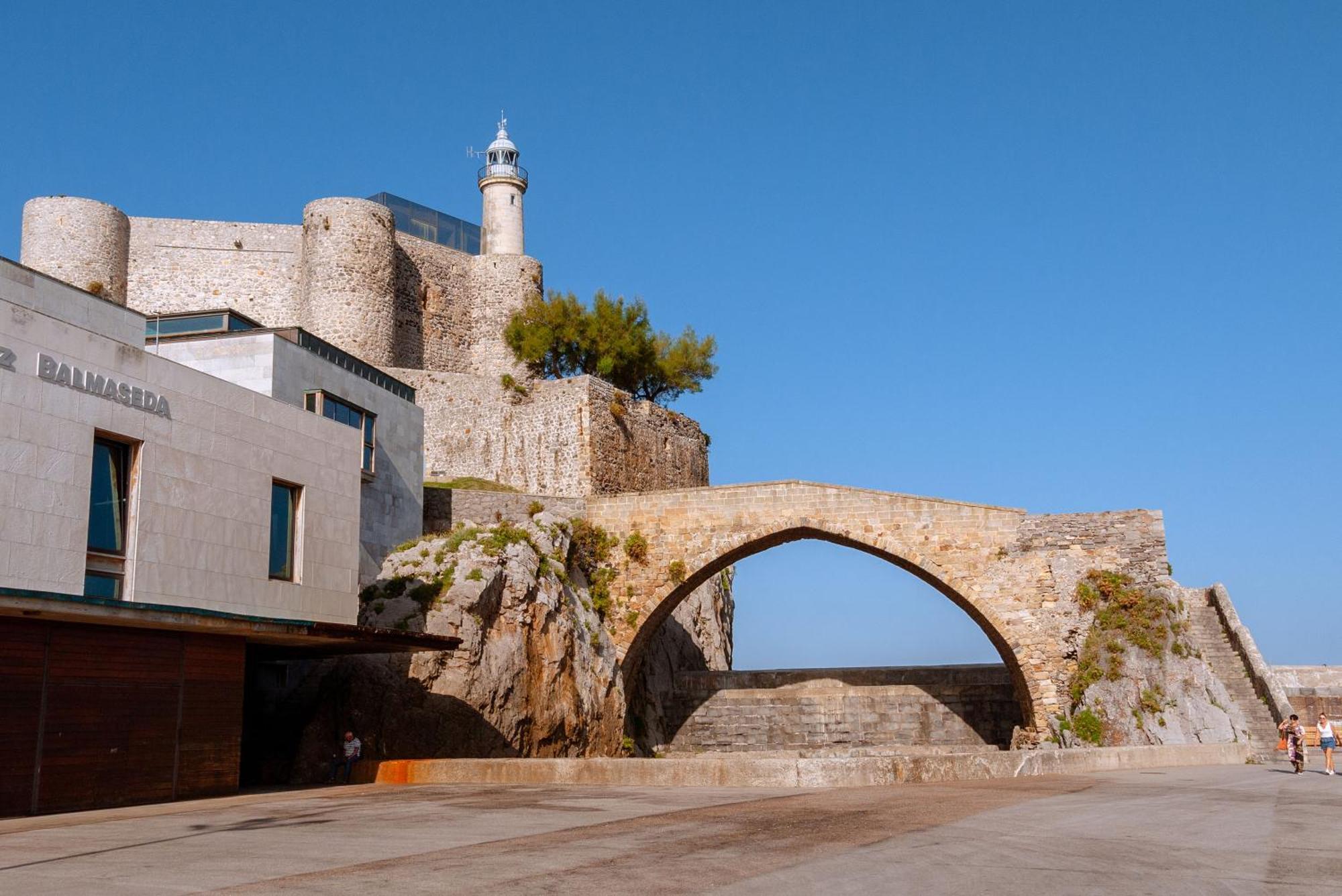Sea Views In The Heart Of The Old Town Lejlighed Castro Urdiales Eksteriør billede